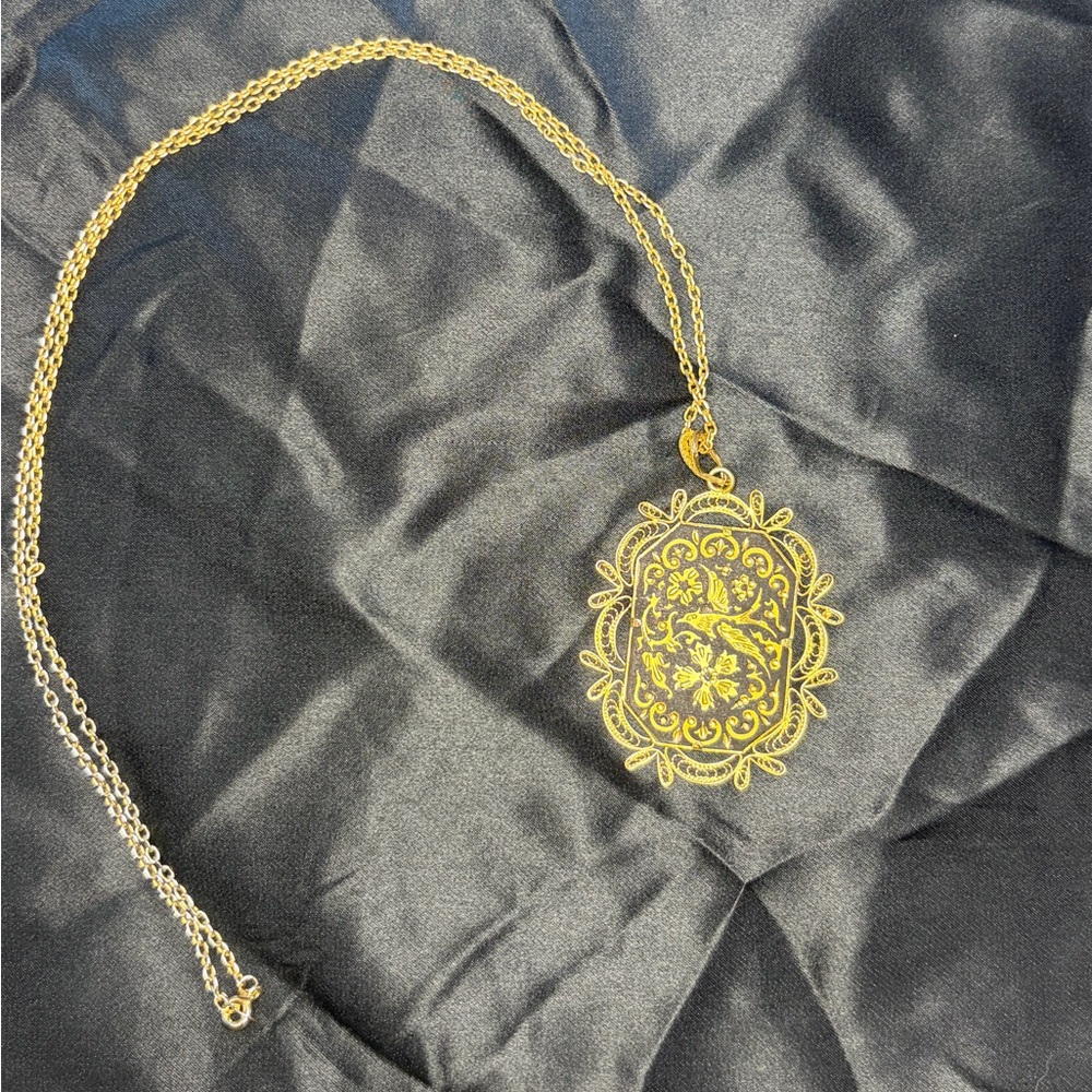 Vintage Damascene Flower Bird Filigree Pendant Gold Tone 23" Chain